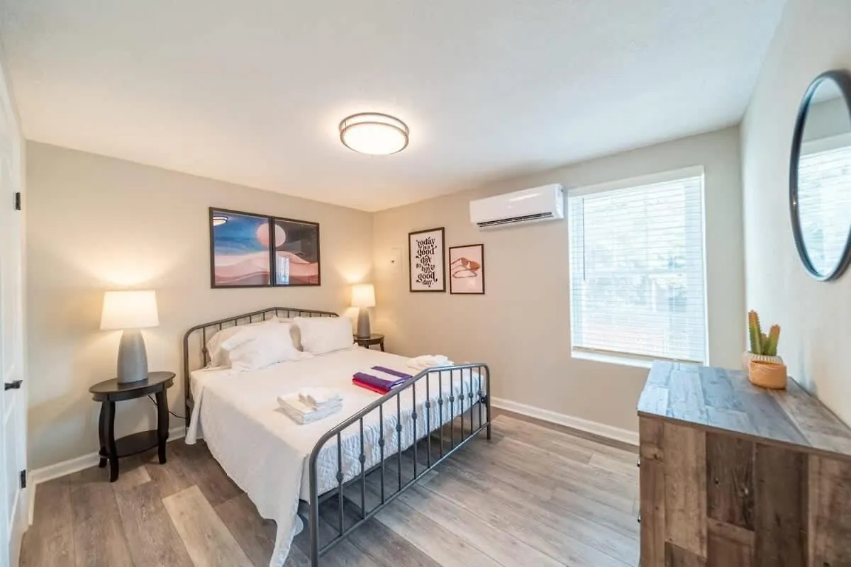 Ov Mosaic - Tide Suite North Camellia Acres Apartment
